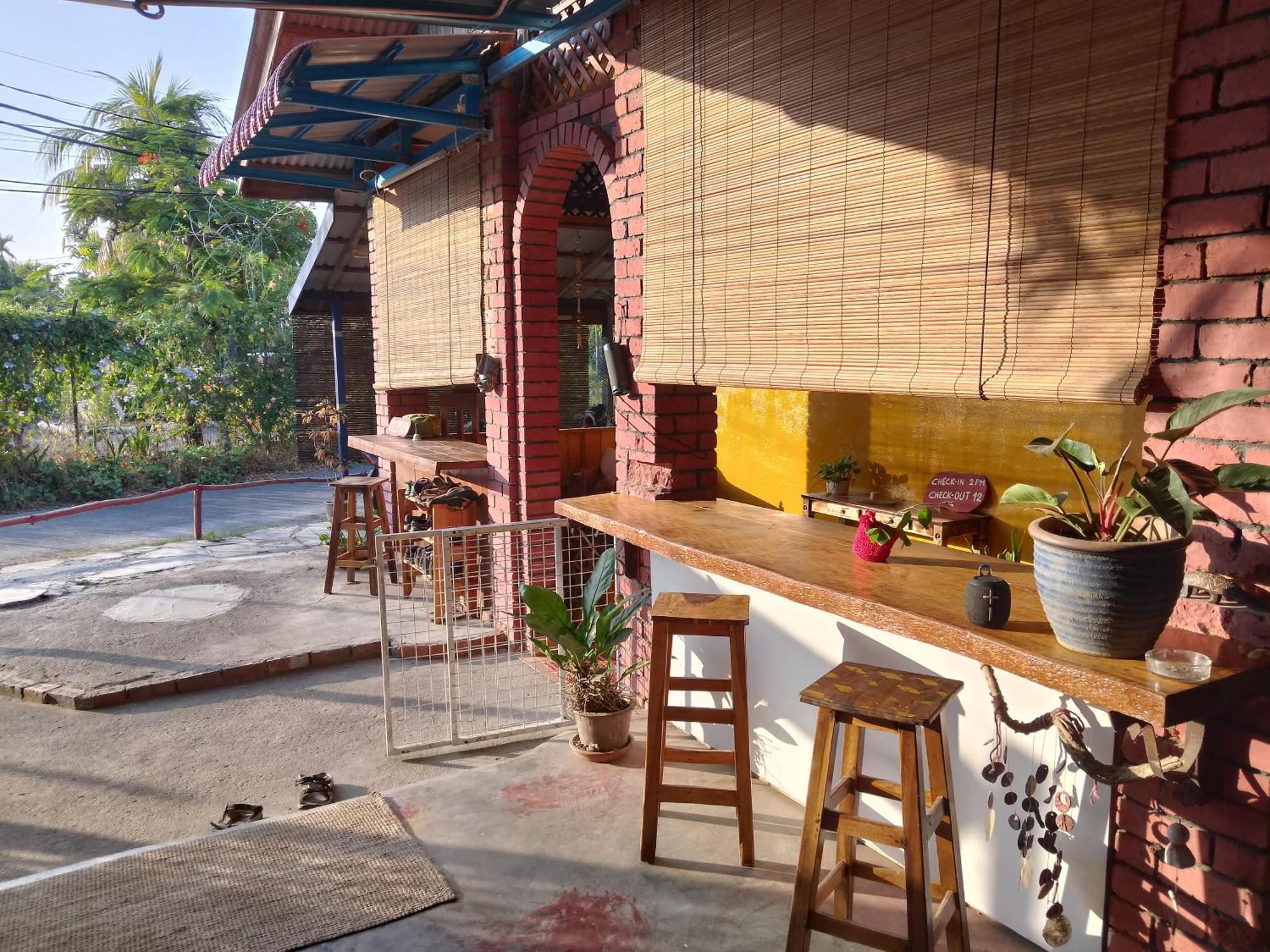 Home Sol Guesthouse Pantai Cenang  Exterior photo