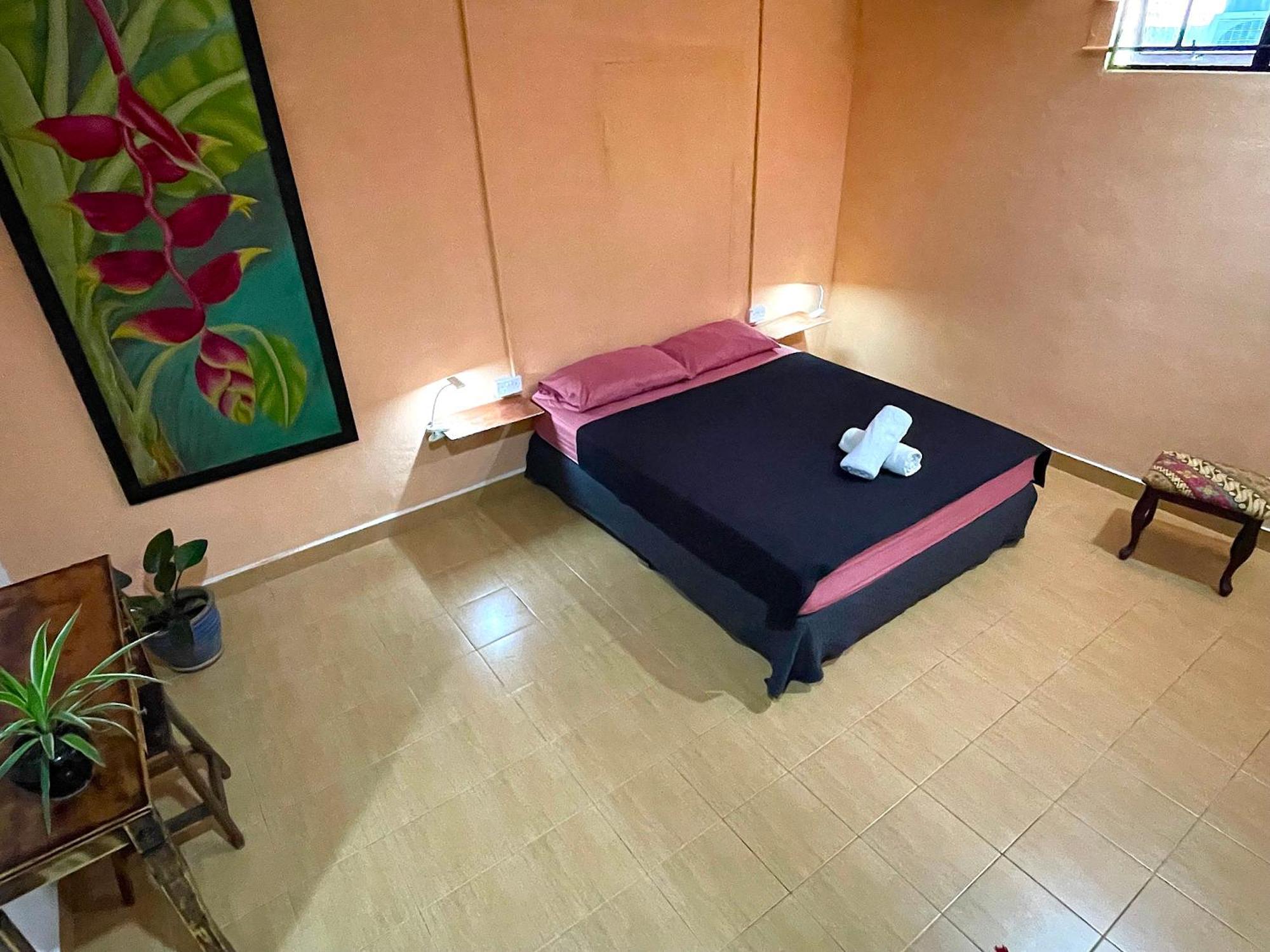 Home Sol Guesthouse Pantai Cenang  Exterior photo